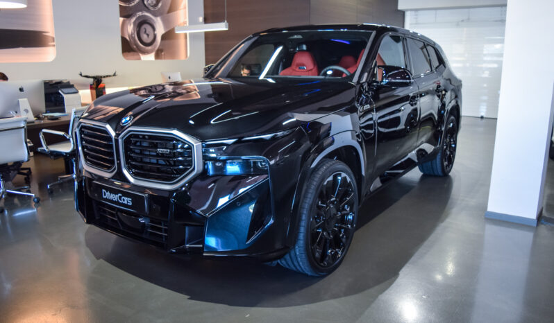 BMW XM 50e lleno