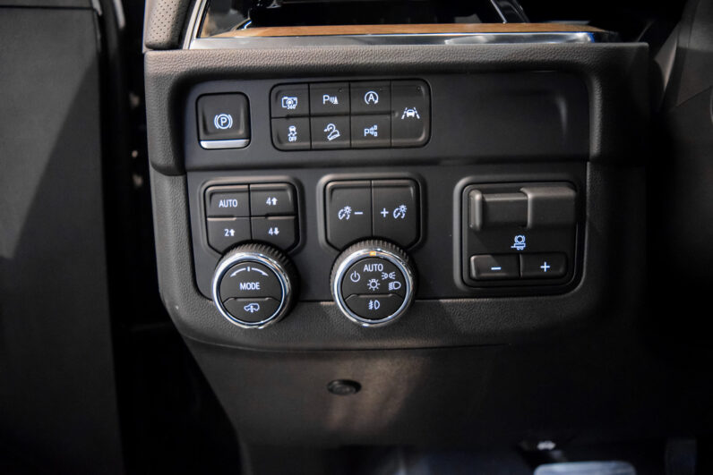 Chevrolet  Suburban High Country lleno