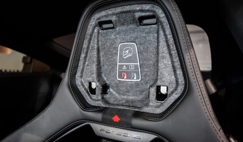 Porsche 911 GT3 Touring lleno