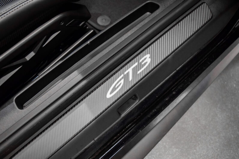 Porsche 911 GT3 Touring lleno