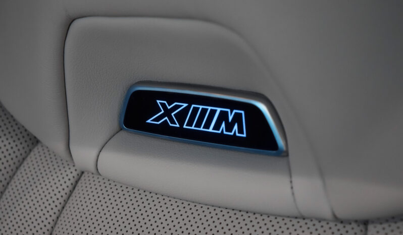 BMW XM Label Red lleno