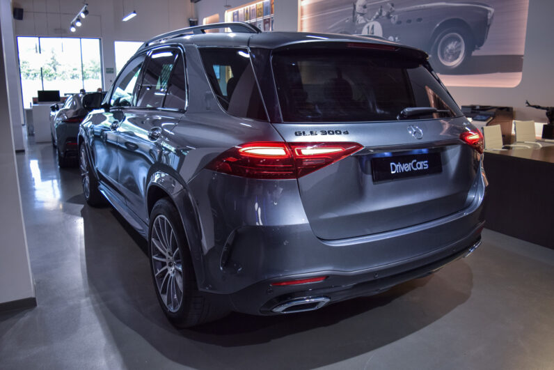 MERCEDES GLE 300d AMG LINE lleno