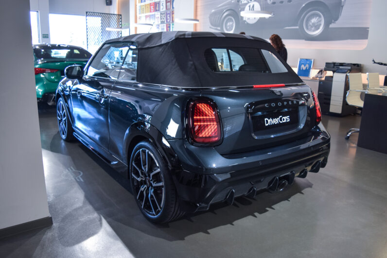 Mini John Cooper Works Cabrio lleno