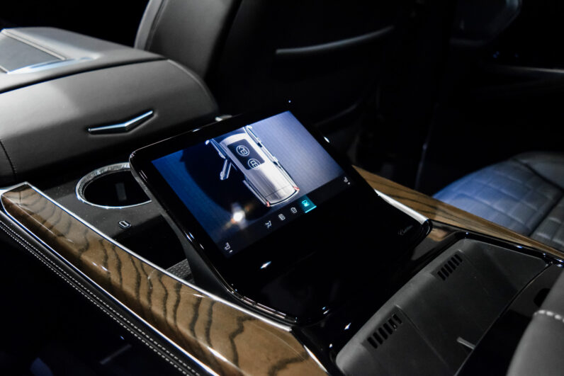 Cadillac Escalade 6.2 V8 Platinum Luxury ESV lleno