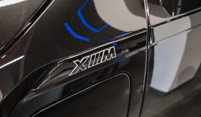 BMW XM 50e lleno