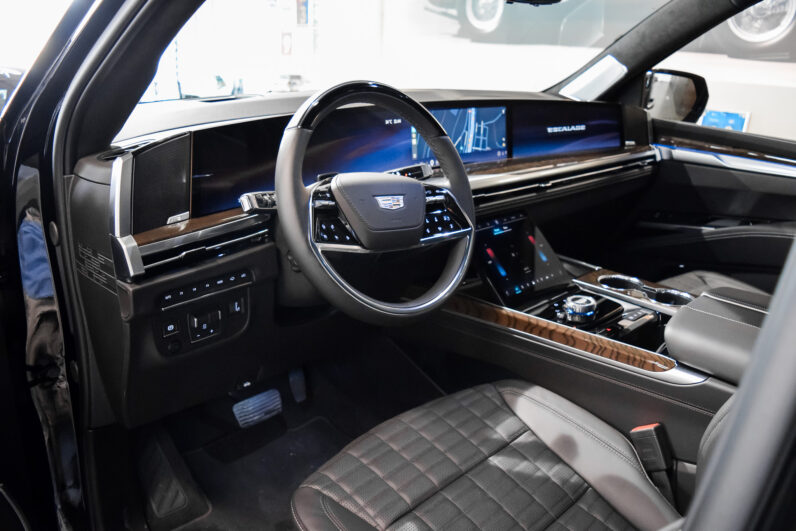 Cadillac Escalade 6.2 V8 Platinum Luxury ESV lleno