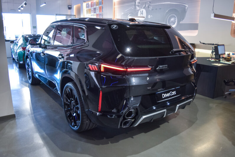 BMW XM 50e lleno