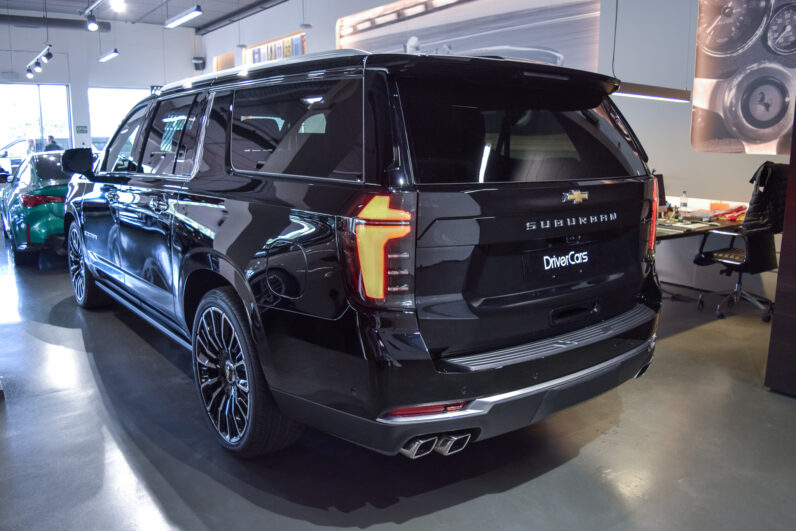 Chevrolet  Suburban High Country lleno