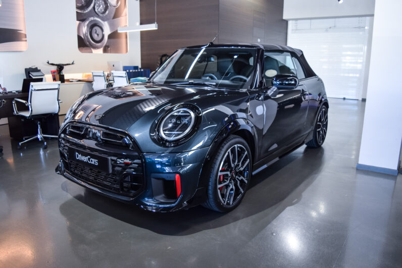 Mini John Cooper Works Cabrio lleno