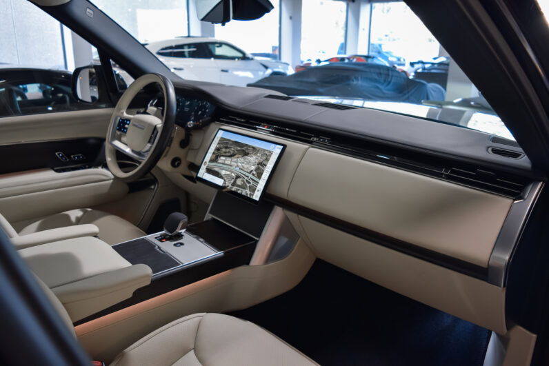 Range Rover Autobiography LWB 7p lleno