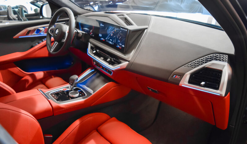 BMW XM 50e lleno