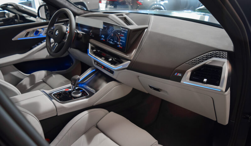 BMW XM Label Red lleno