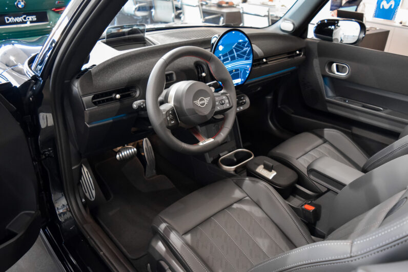 Mini John Cooper Works Cabrio lleno