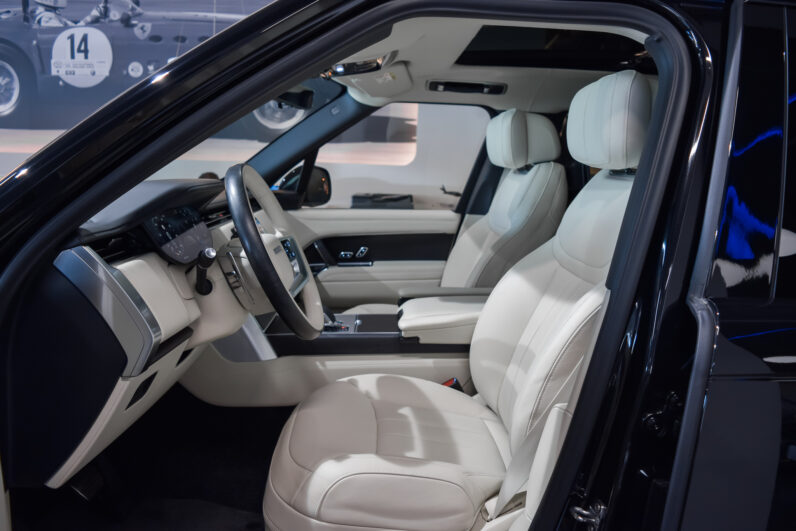 Range Rover Autobiography LWB 7p lleno