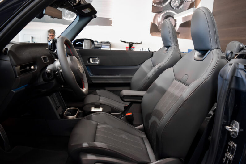 Mini John Cooper Works Cabrio lleno