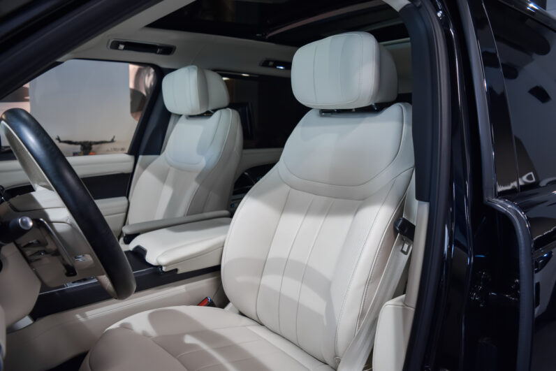 Range Rover Autobiography LWB 7p lleno