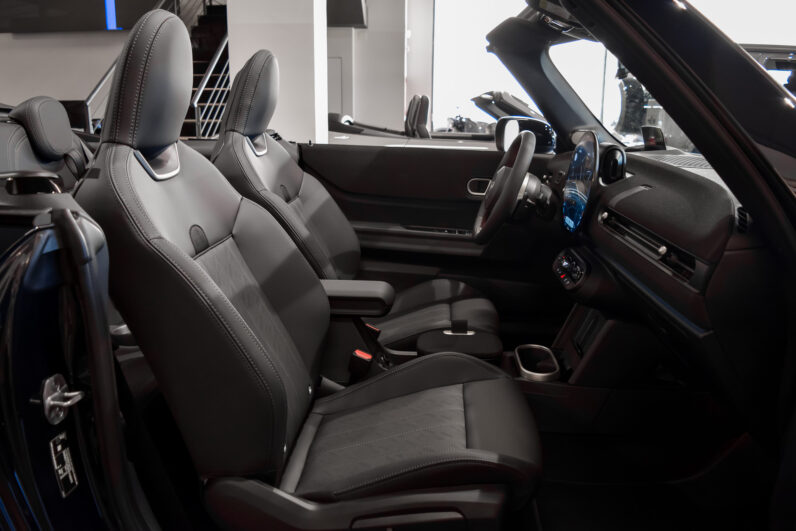 Mini John Cooper Works Cabrio lleno