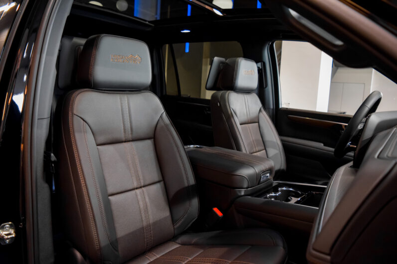 Chevrolet  Suburban High Country lleno