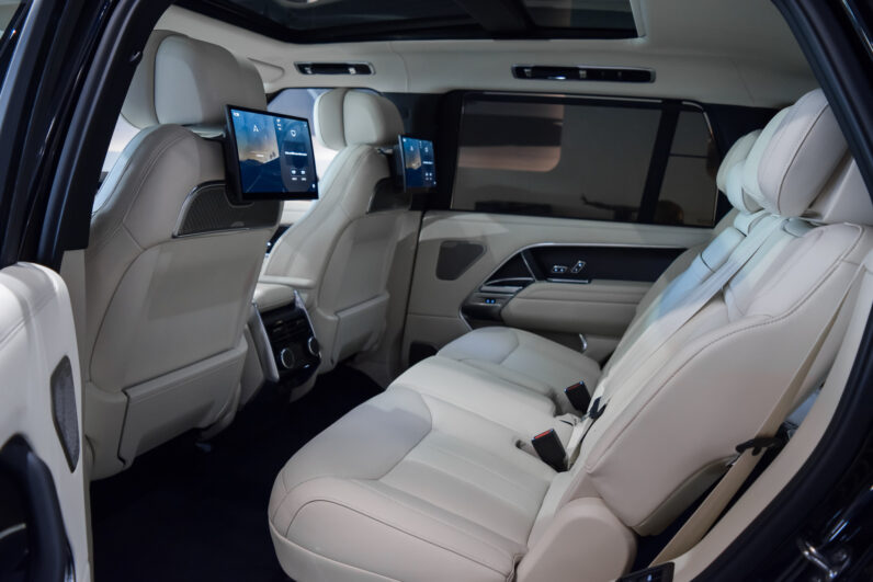 Range Rover Autobiography LWB 7p lleno