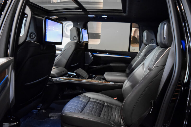 Cadillac Escalade 6.2 V8 Platinum Luxury ESV lleno