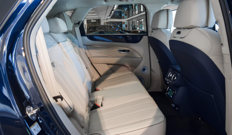 Bentley Bentayga Atelier Edition lleno