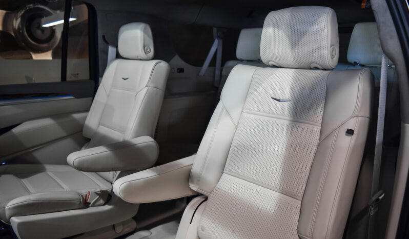 Cadillac Escalade 6.2 V8 Platinum Sport ESV lleno