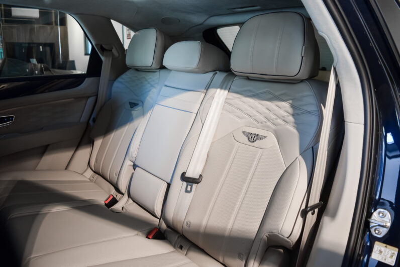 Bentley Bentayga Atelier Edition lleno