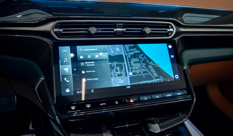 Aston Martin Vanquish Volante lleno