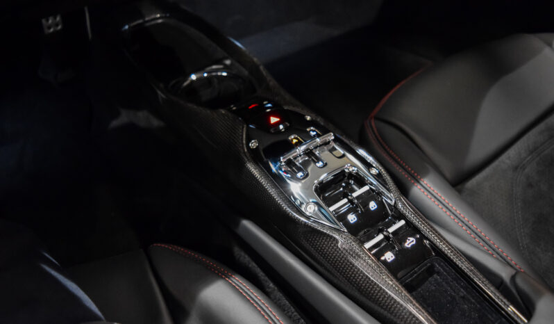 Ferrari 296 GTS lleno