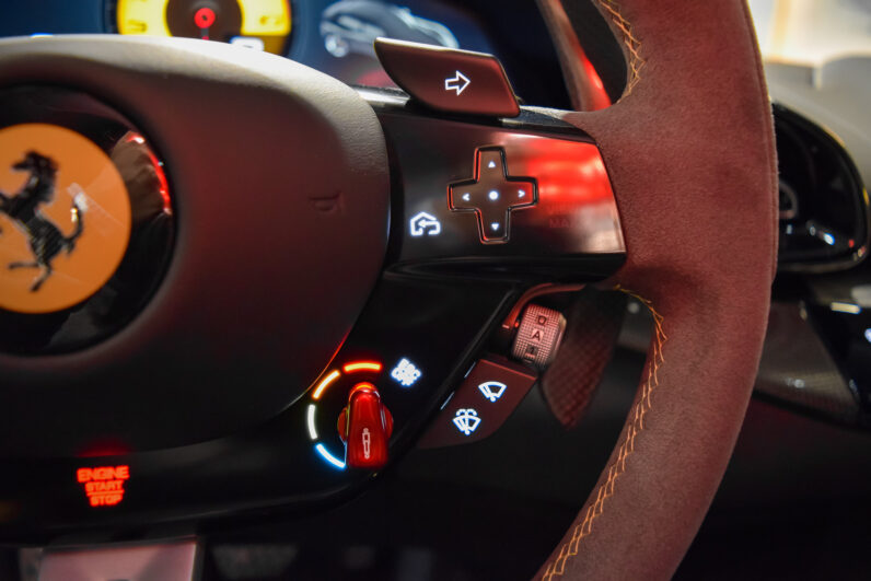 Ferrari Purosangue lleno