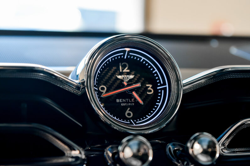 Bentley Bentayga Atelier Edition lleno