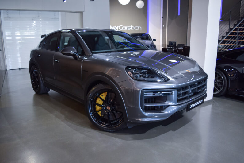 Porsche Cayenne Coupé Turbo E-Hybrid GT lleno