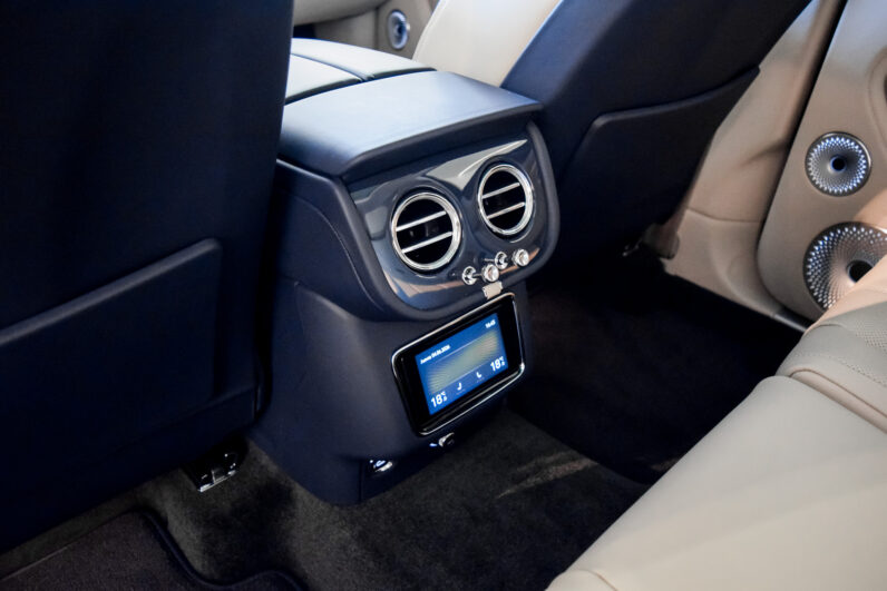 Bentley Bentayga Atelier Edition lleno