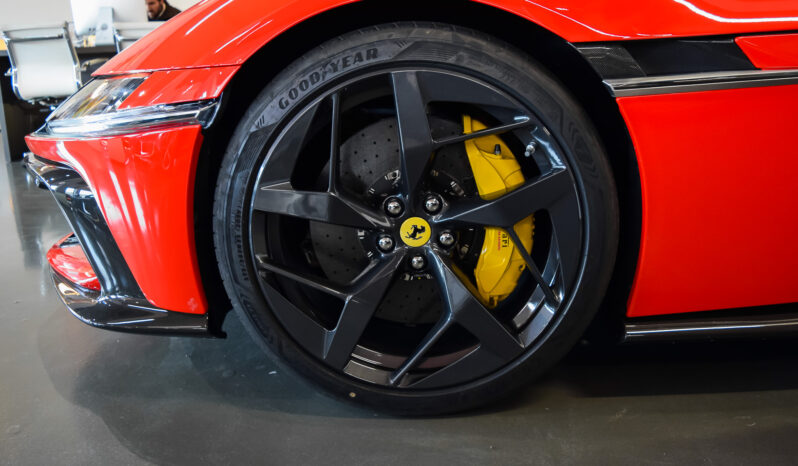 Ferrari 12 Cillindri lleno