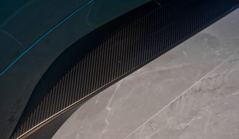 Aston Martin Vanquish Volante lleno