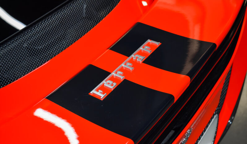 Ferrari 296 GTS lleno