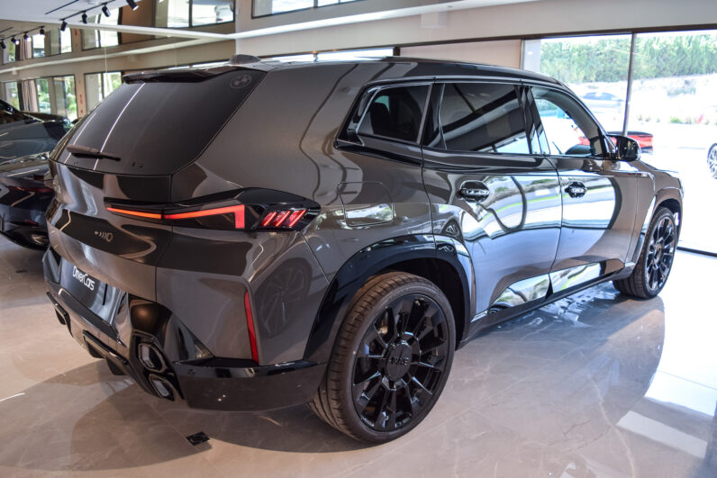 BMW XM 50e lleno