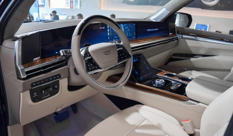 Cadillac Escalade 6.2 V8 Platinum Sport ESV lleno