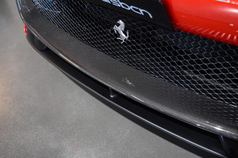 Ferrari Purosangue lleno