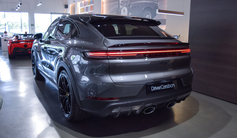 Porsche Cayenne Coupé Turbo E-Hybrid GT lleno