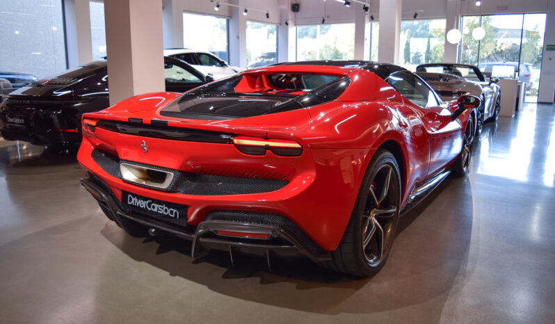 Ferrari 296 GTS lleno