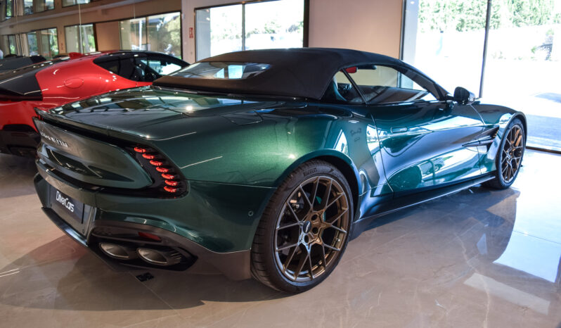 Aston Martin Vanquish Volante lleno