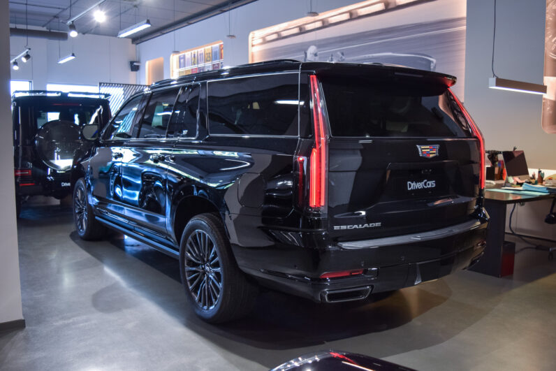 Cadillac Escalade 6.2 V8 Platinum Sport ESV lleno