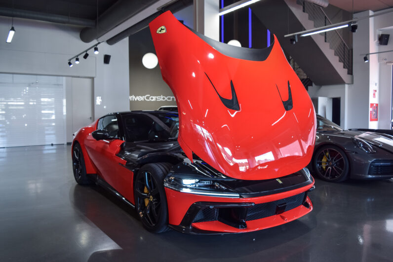 Ferrari 12 Cillindri lleno