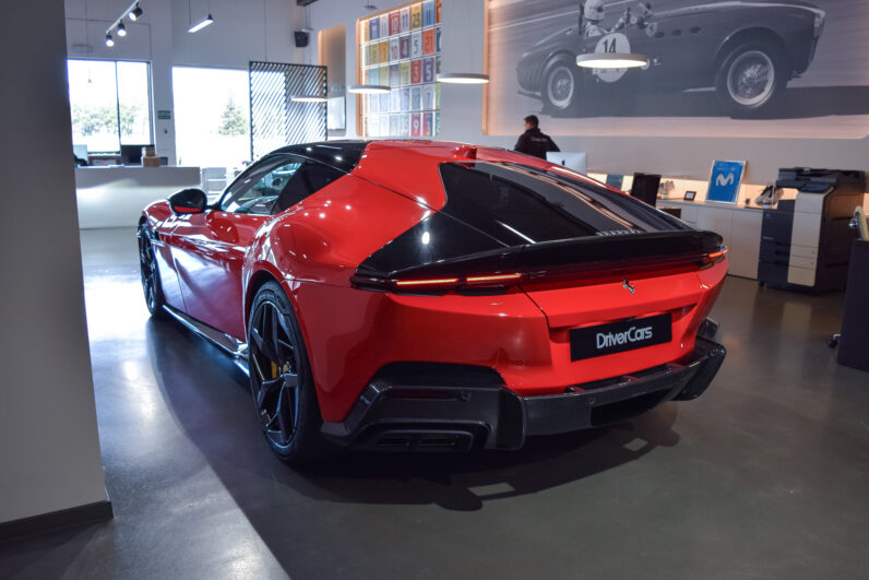 Ferrari 12 Cillindri lleno