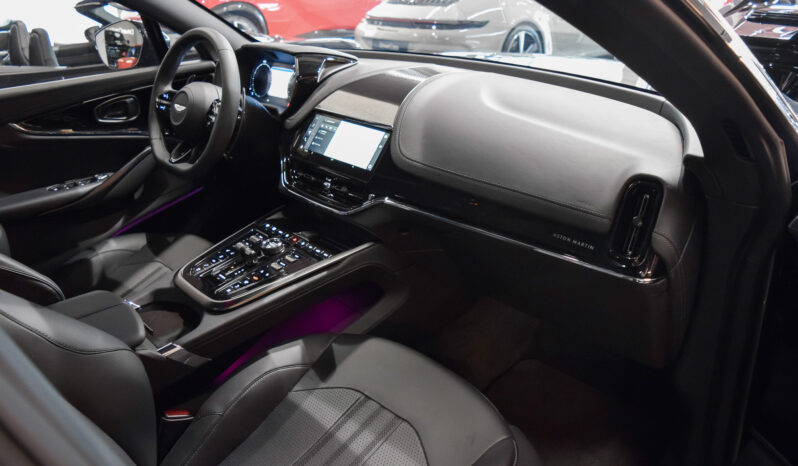 Aston Martin DBX 707 lleno