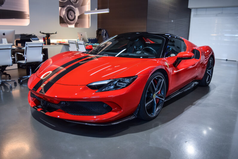 Ferrari 296 GTS lleno