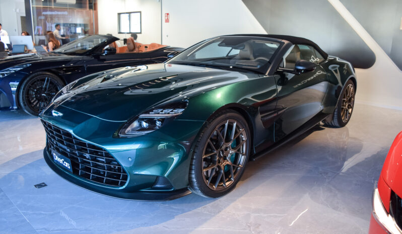 Aston Martin Vanquish Volante lleno