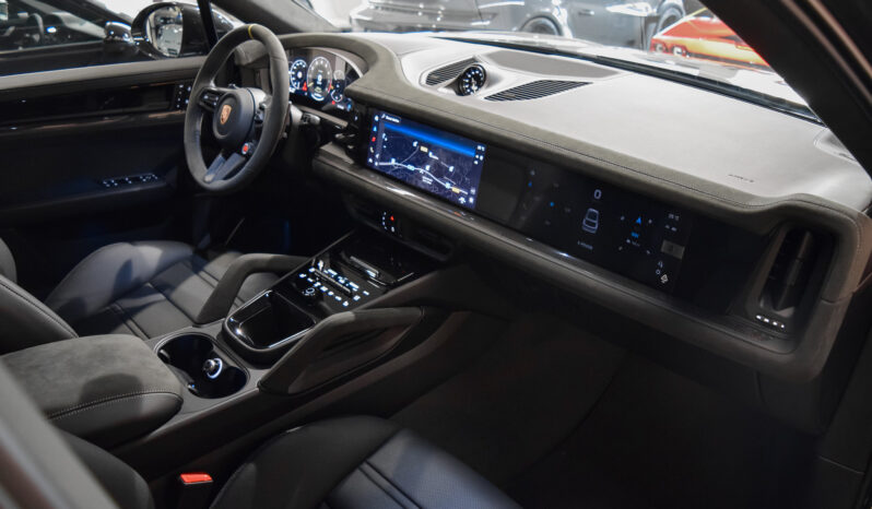 Porsche Cayenne Coupé Turbo E-Hybrid GT lleno