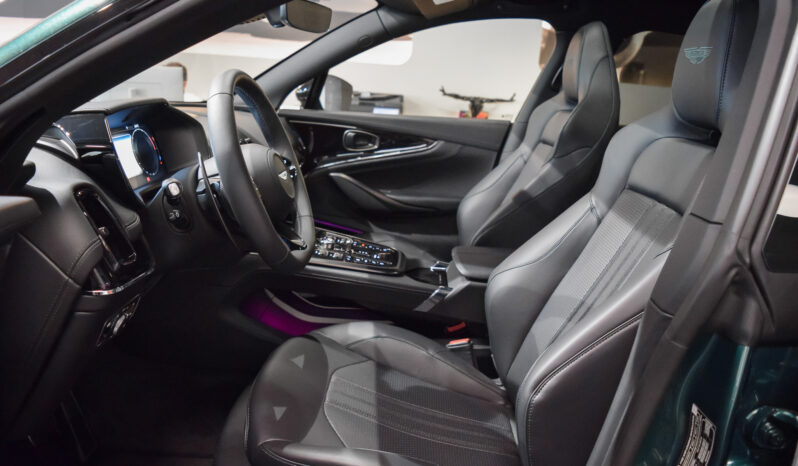 Aston Martin DBX 707 lleno